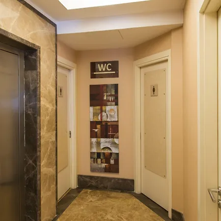 Hotel Prestige Old 3*